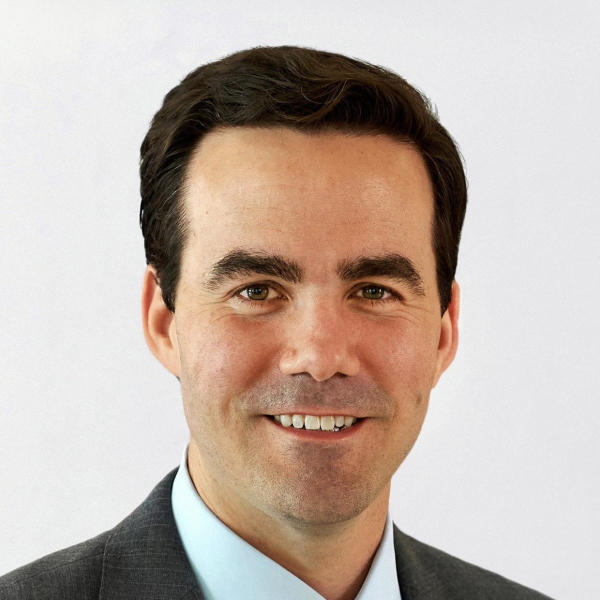 Robert  Costa