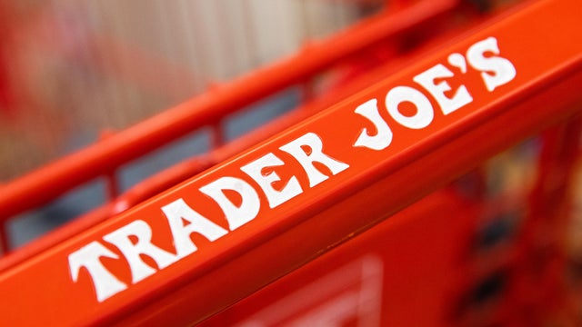 Manhattan's Most Beautiful Supermarket Reopens as a Trader Joe's 